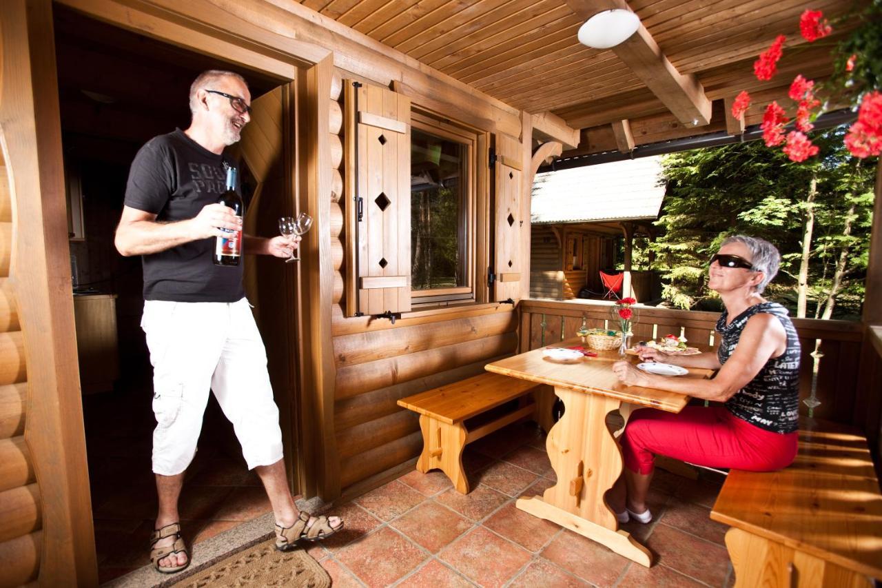 Bungalovi Camping Sobec Hotel Lesce  Eksteriør billede